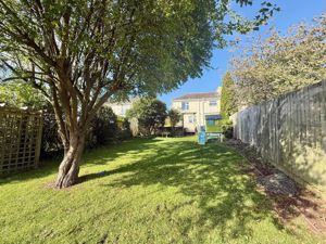 Photo 9- click for photo gallery